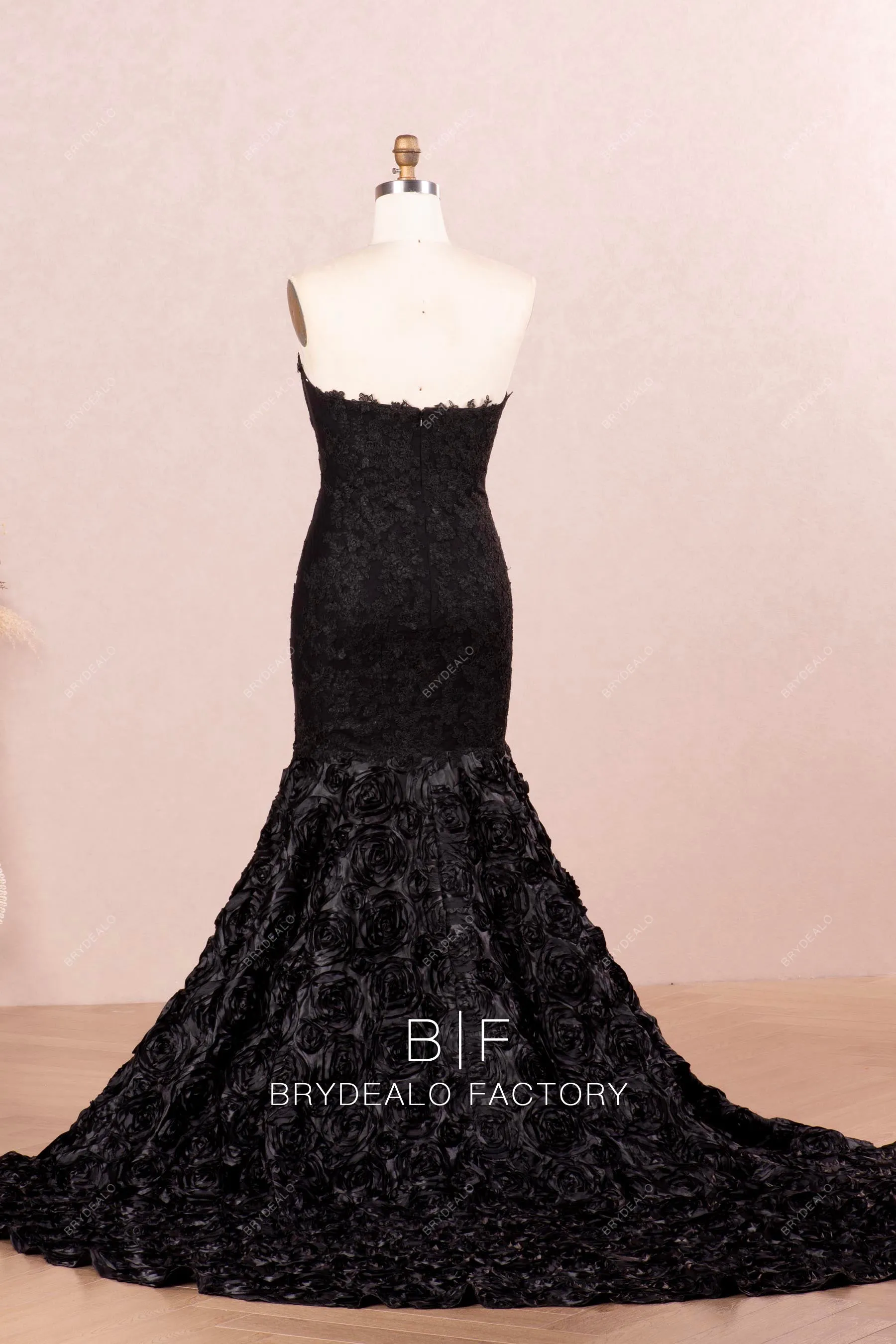 3D Rose Black Lace Strapless Mermaid Prom Dress