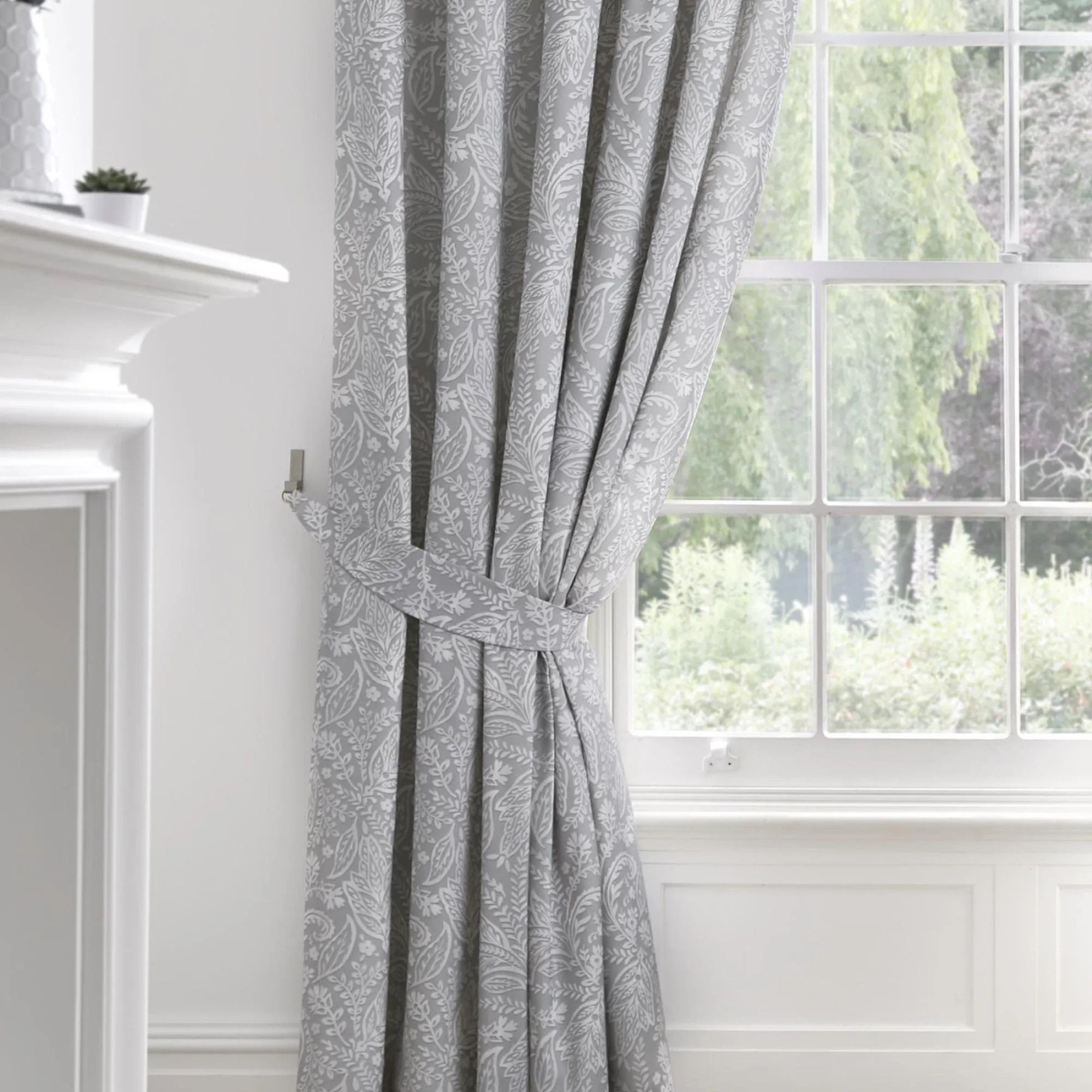 Aveline Pair of Pencil Pleat Curtains With Tie-Backs by Dreams & Drapes in Grey