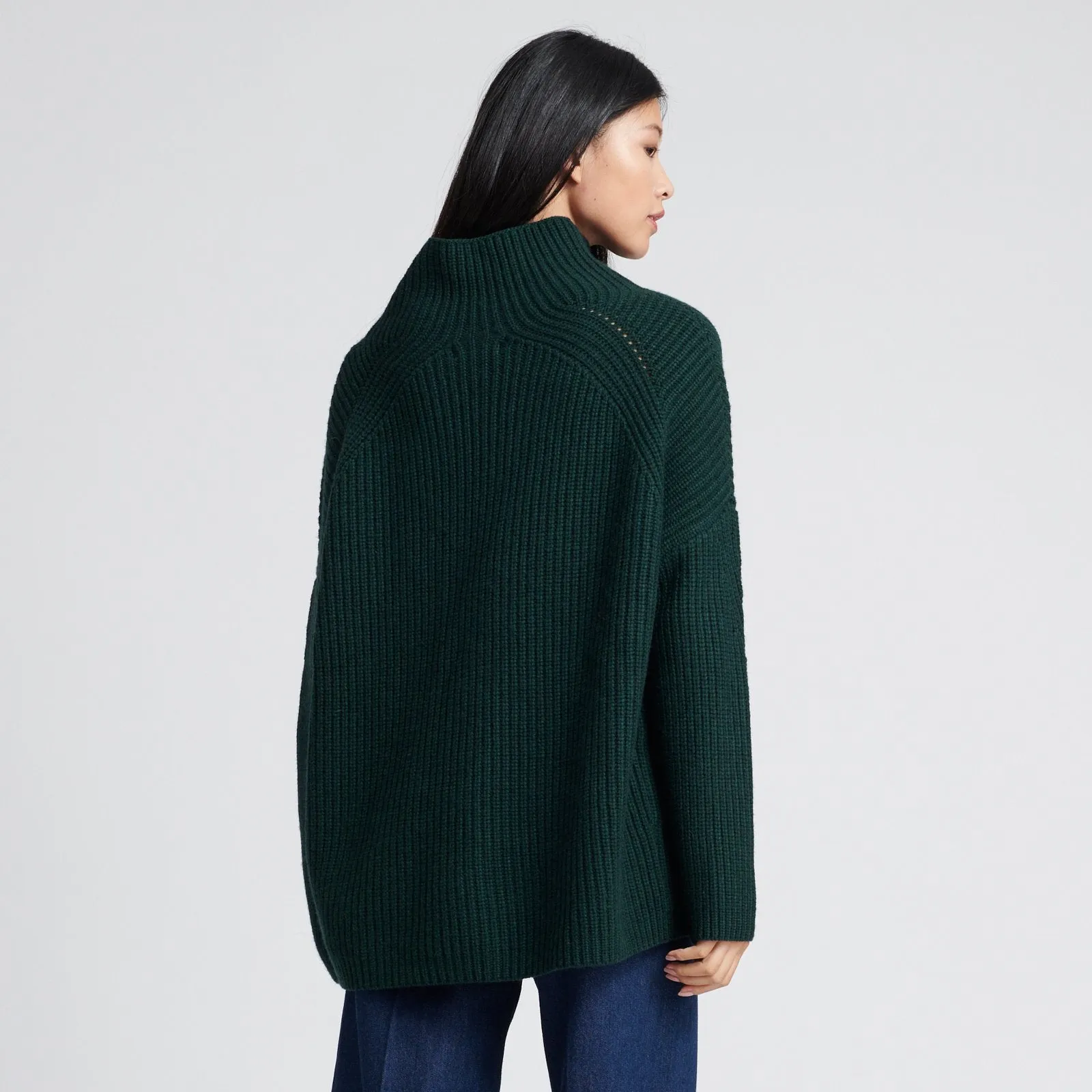 Cashmino Oversized Ribbed Turtleneck