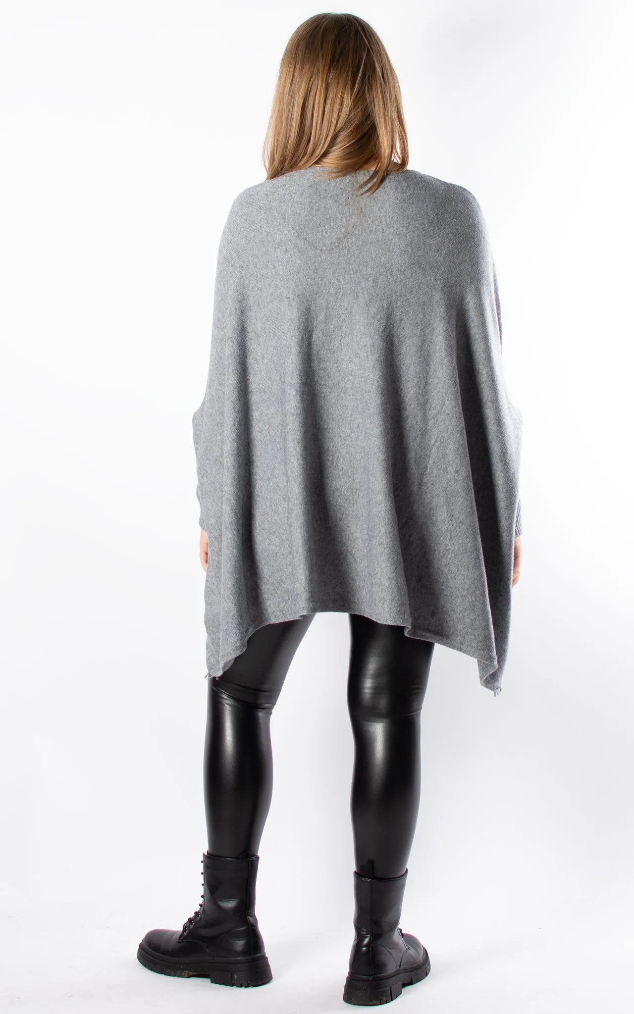 Charlotte Round Neck | Grey