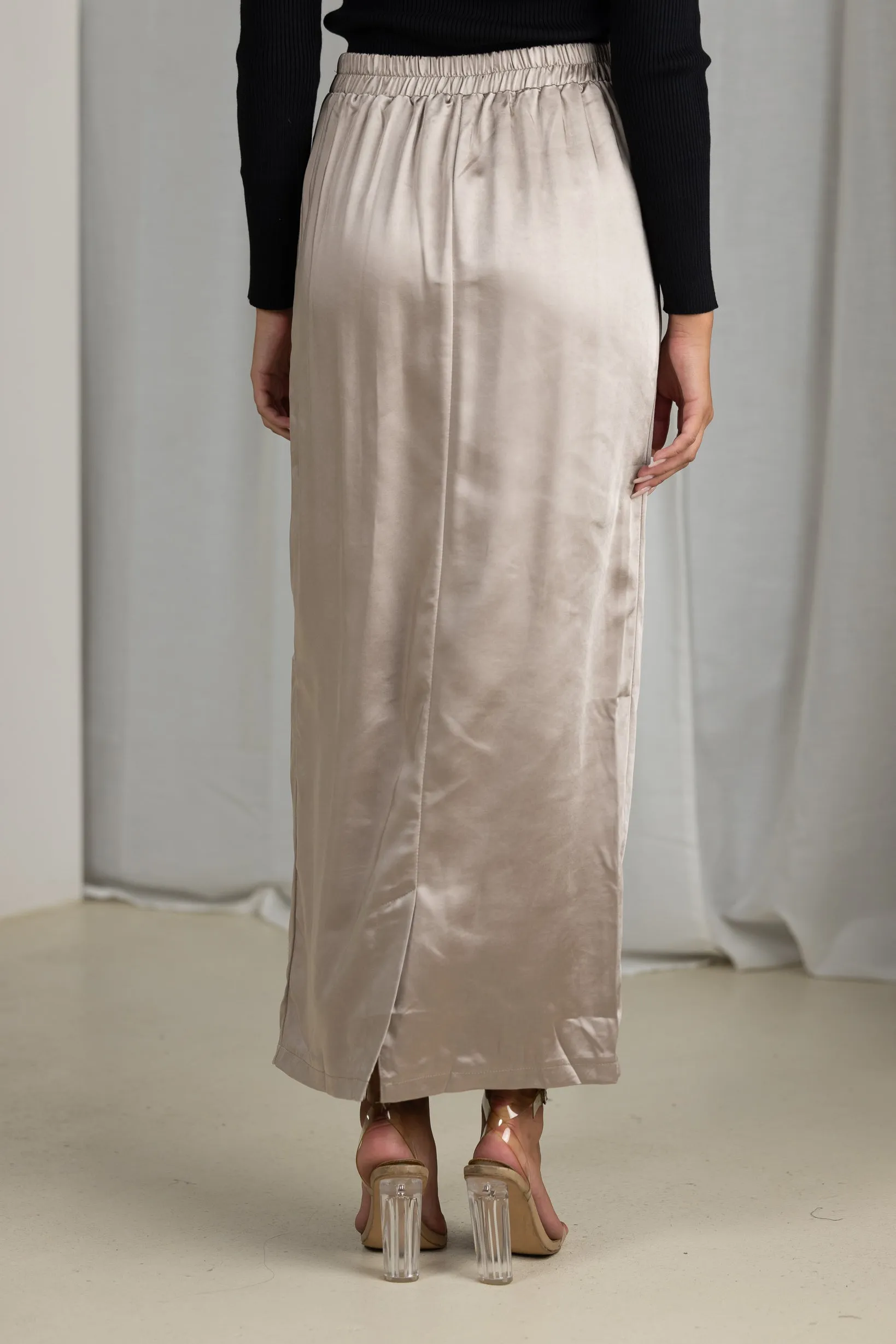 Indaya Satin Pencil Skirt