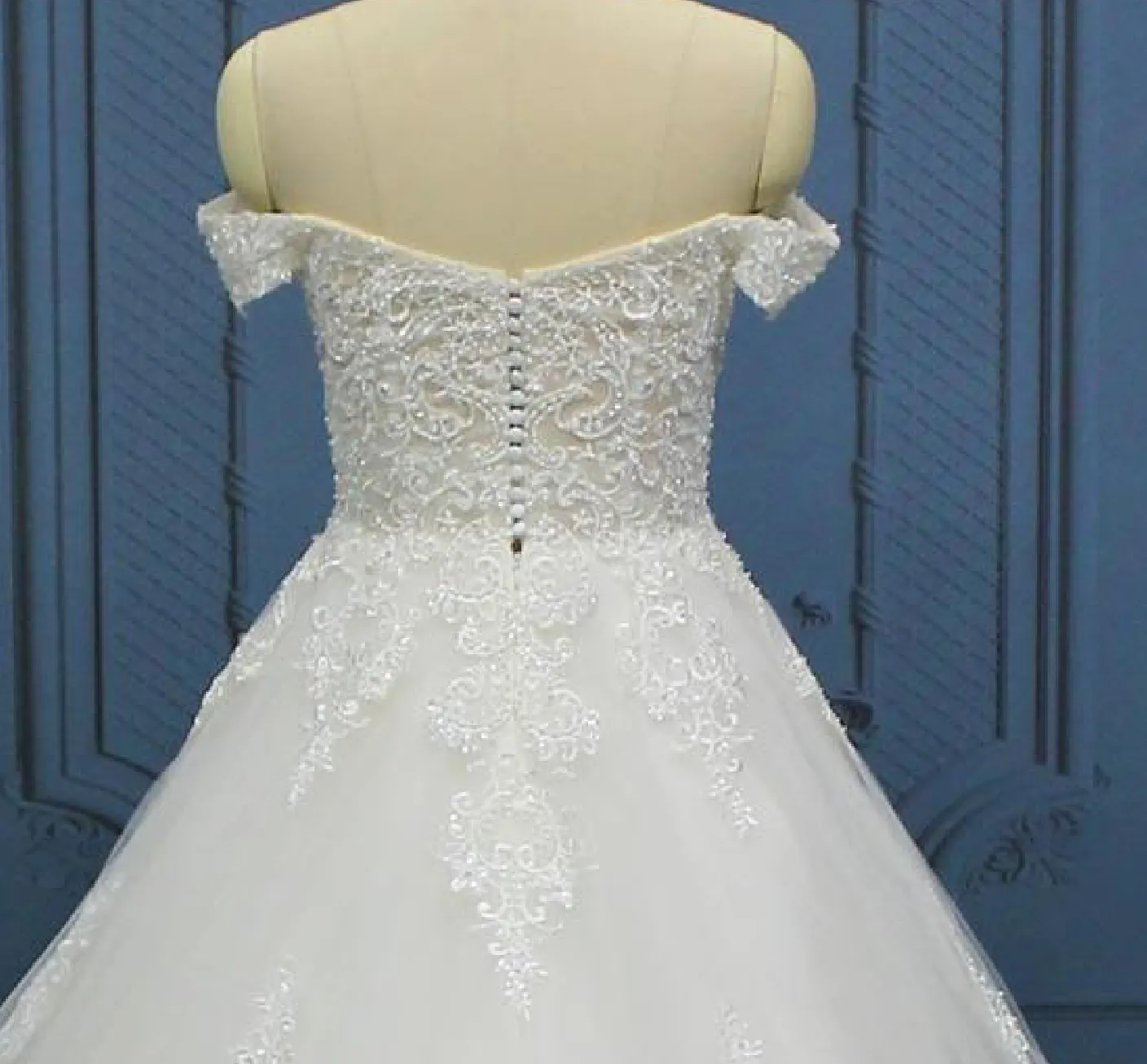 Lace Pearl Sleeveless A Line Bridal Wedding Gown