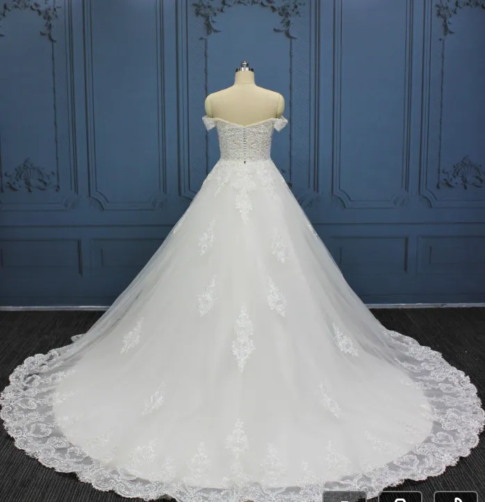 Lace Pearl Sleeveless A Line Bridal Wedding Gown