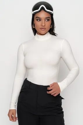 Milk Turtleneck Long Sleeve Top