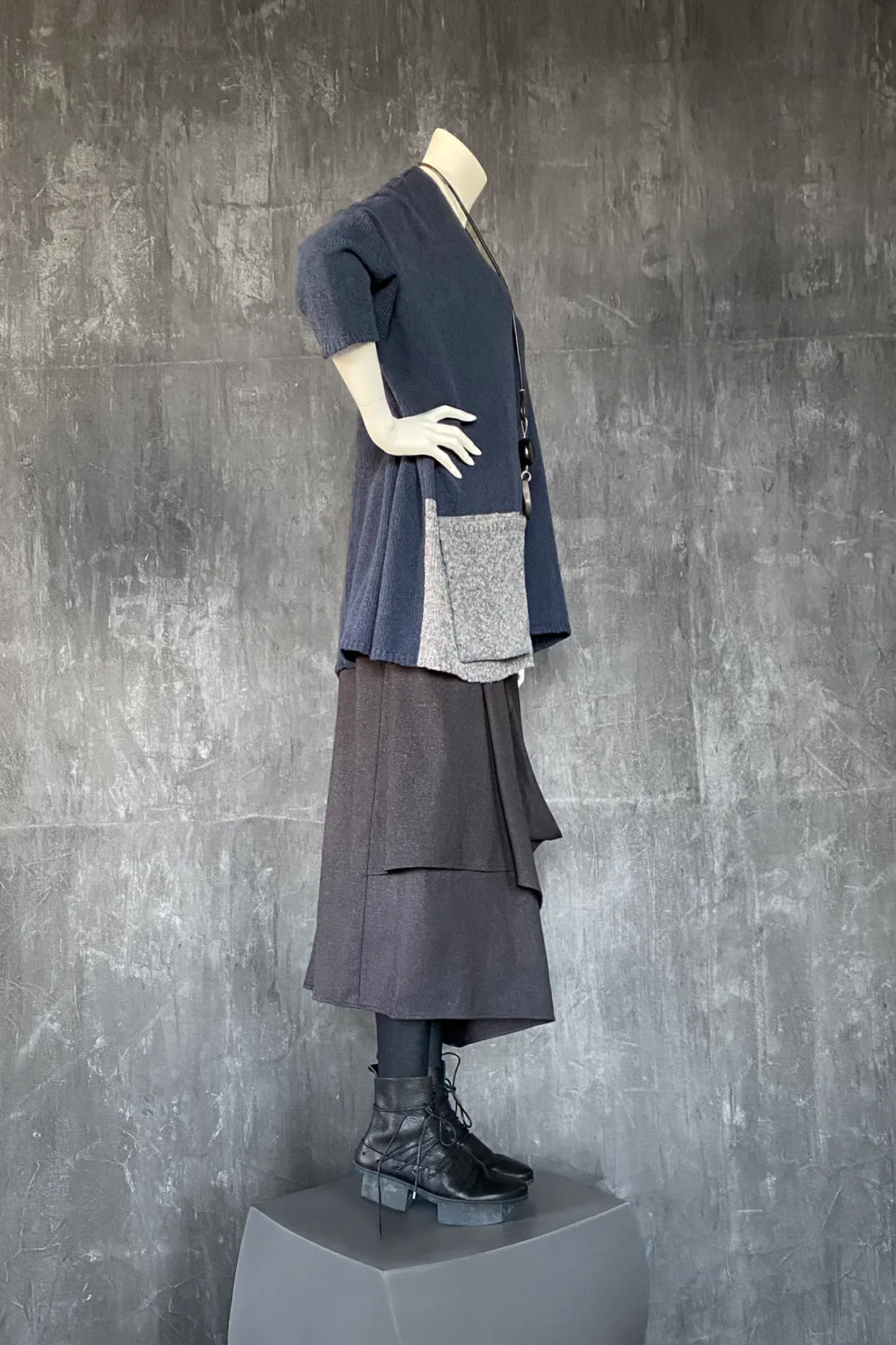 Moyuru Layer Skirt in Grey