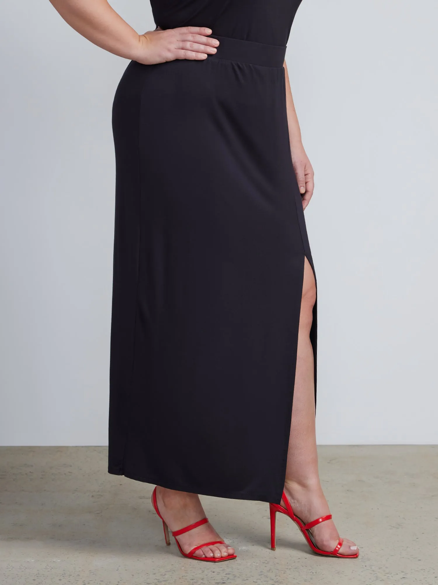 Plus Front Slit Pencil Skirt