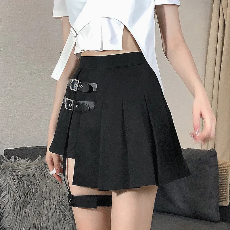 Punk asymmetric leather button pleated skirt   KF82160