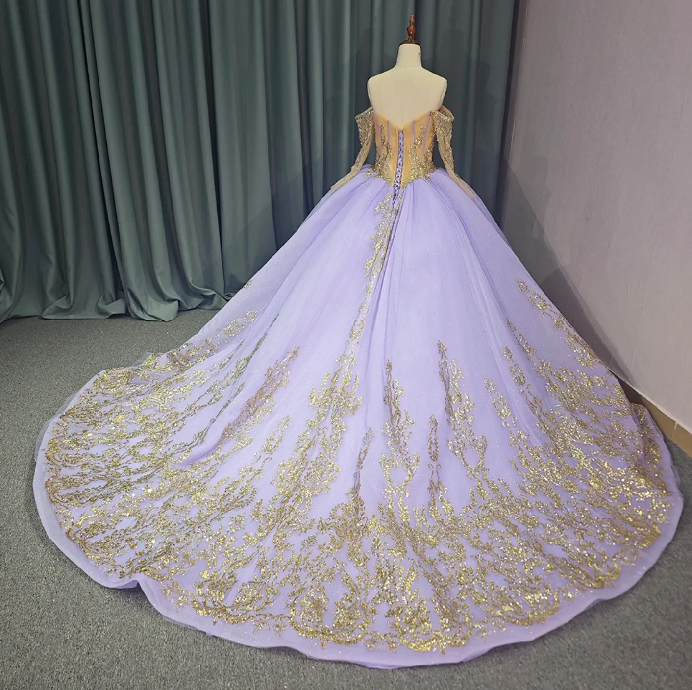 Shiny Scoop Quinceanera Ball Gown Lace-Up Dress Beading Floor-length Evening Gown