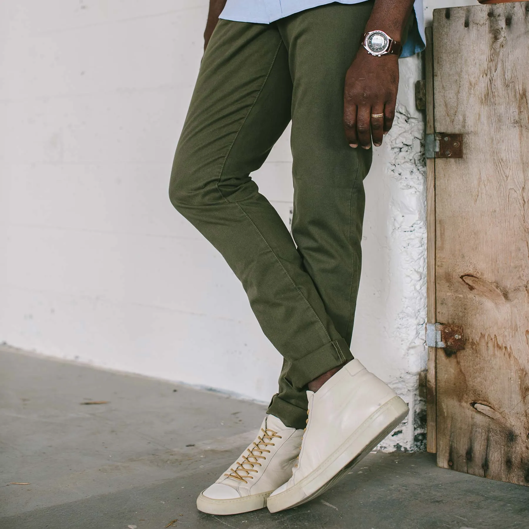 The Slim Chino in Olive