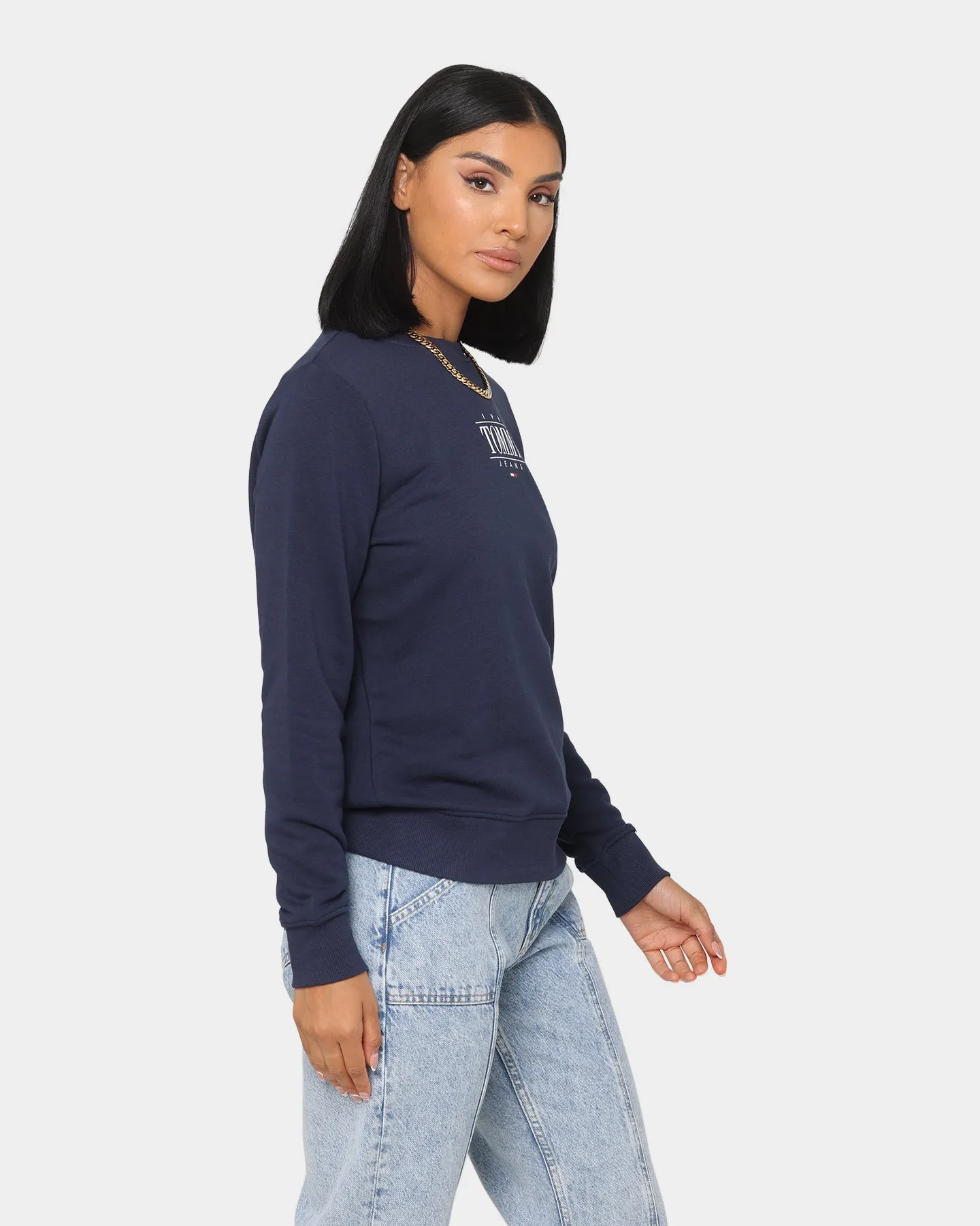 Tommy Jeans Women's Essential Logo Crewneck Twilight Navy