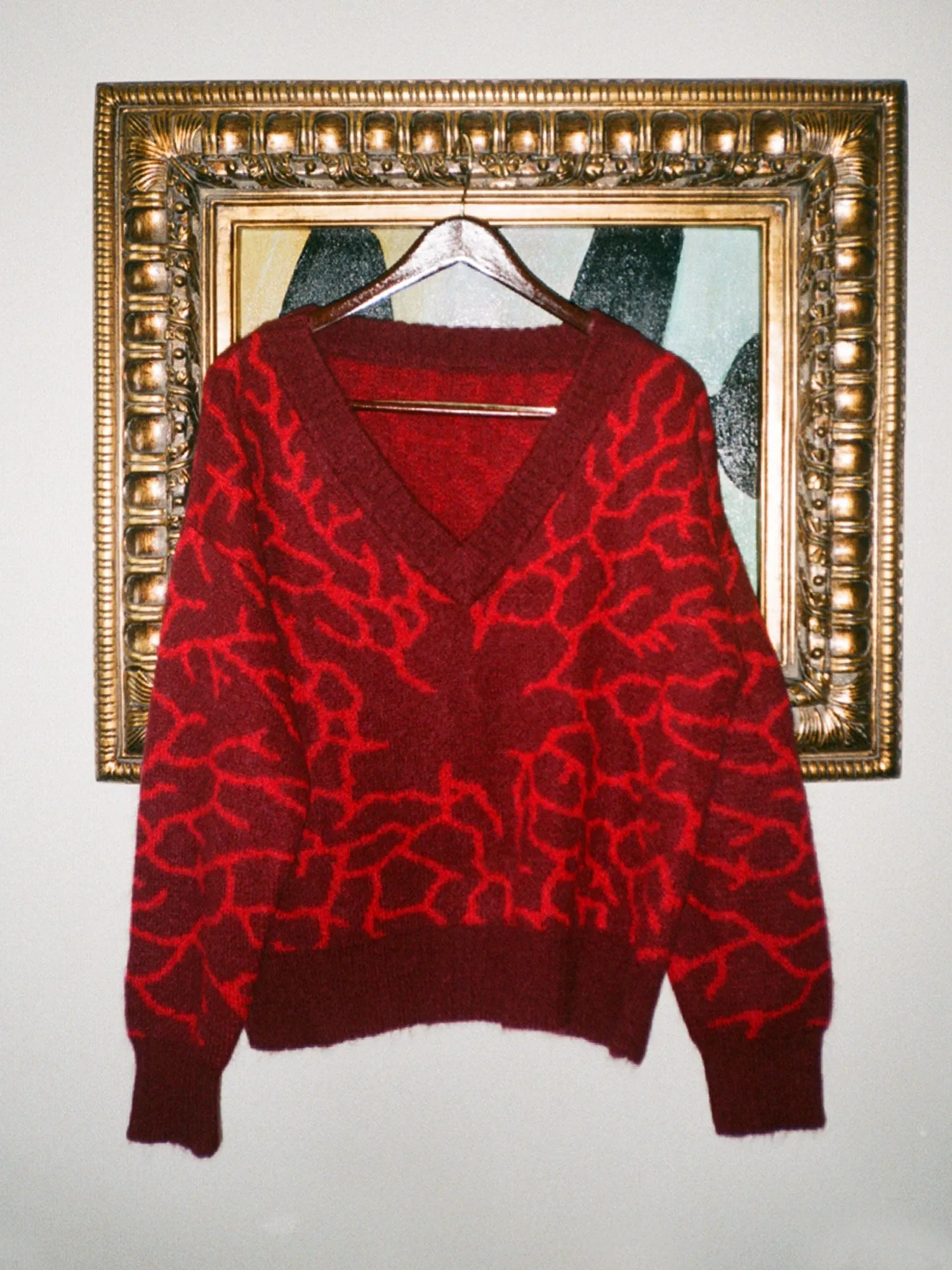 V NECK JUMPER MYCELIUM MAROON