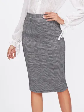 Vented Back Plaid Pencil Skirt